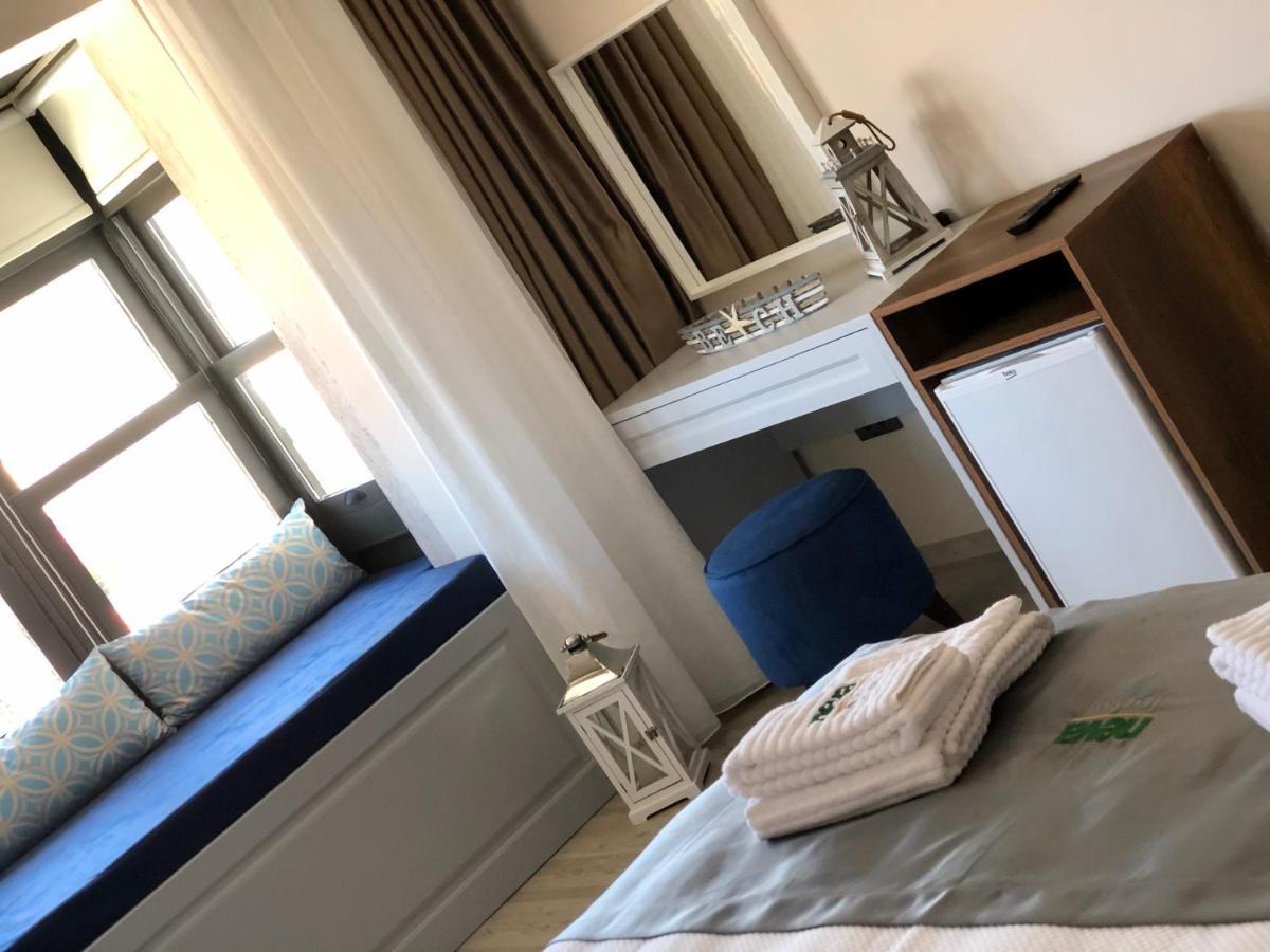 Neva Hotel Алакати Екстериор снимка