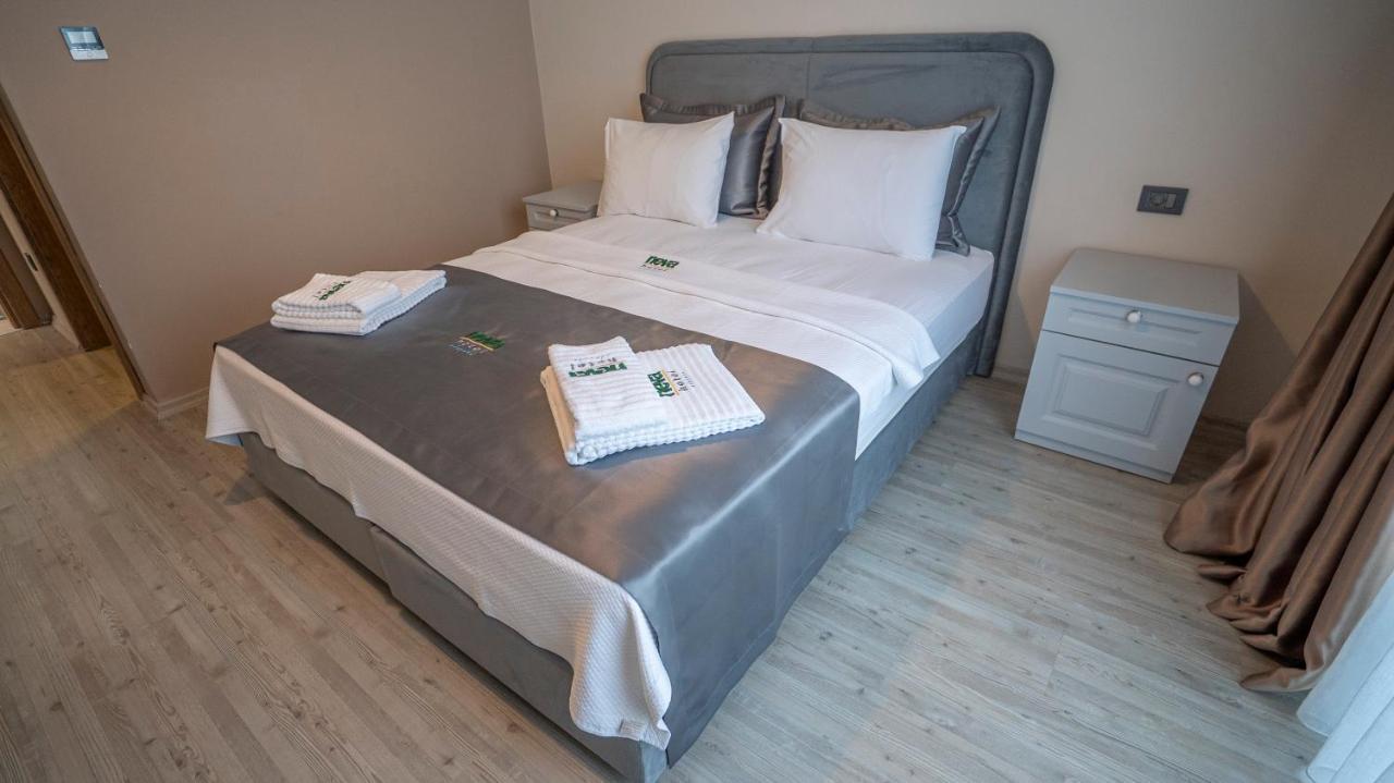 Neva Hotel Алакати Екстериор снимка